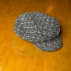 Women's Black/white pageboy Style Hat One Size fits all